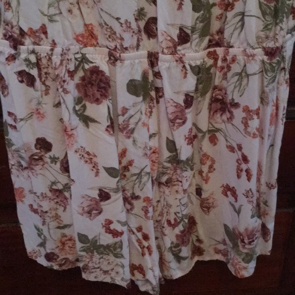 Floral print romper - Picture 3 of 4